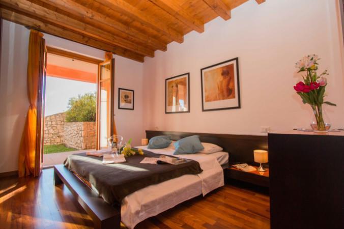 Manerba Del Garda Resort Bilik gambar